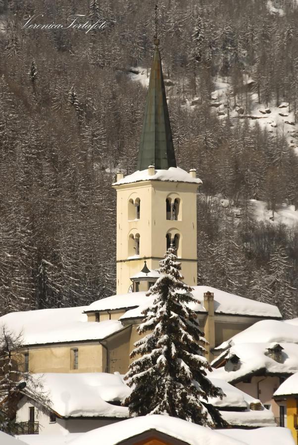 Hotel Meuble Meridiana Valtournenche Exterior photo